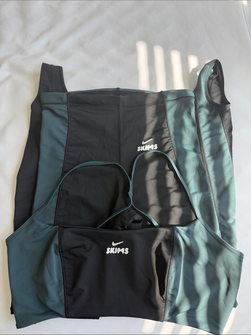 NWOT- NIKE SKIMS Set